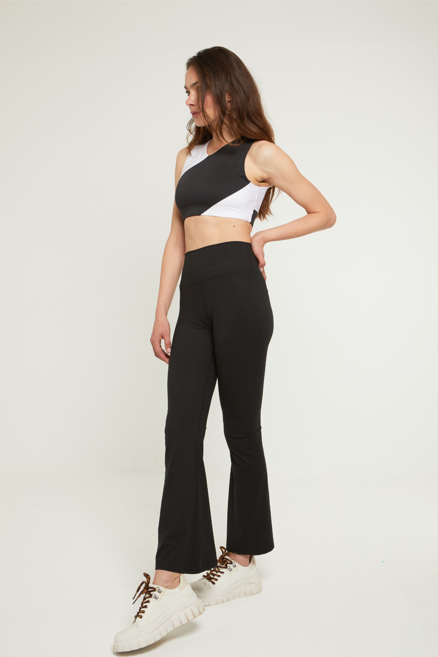 EASY MOVE SPORTS BRA-WHITE