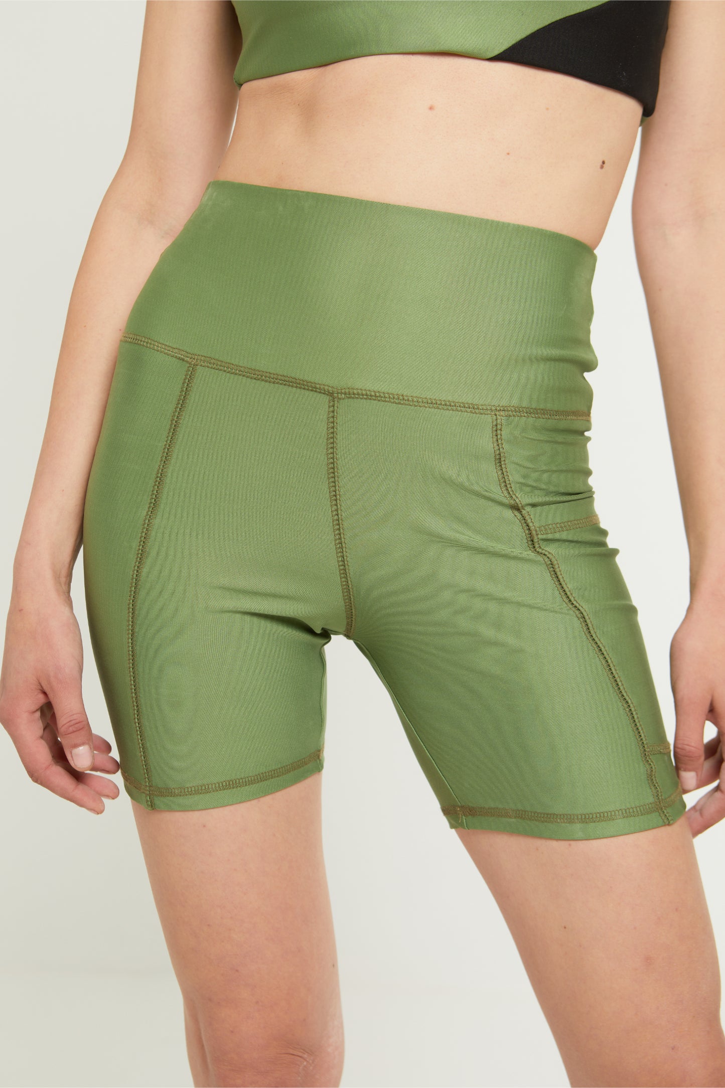 HIIT BIKER SHORTS