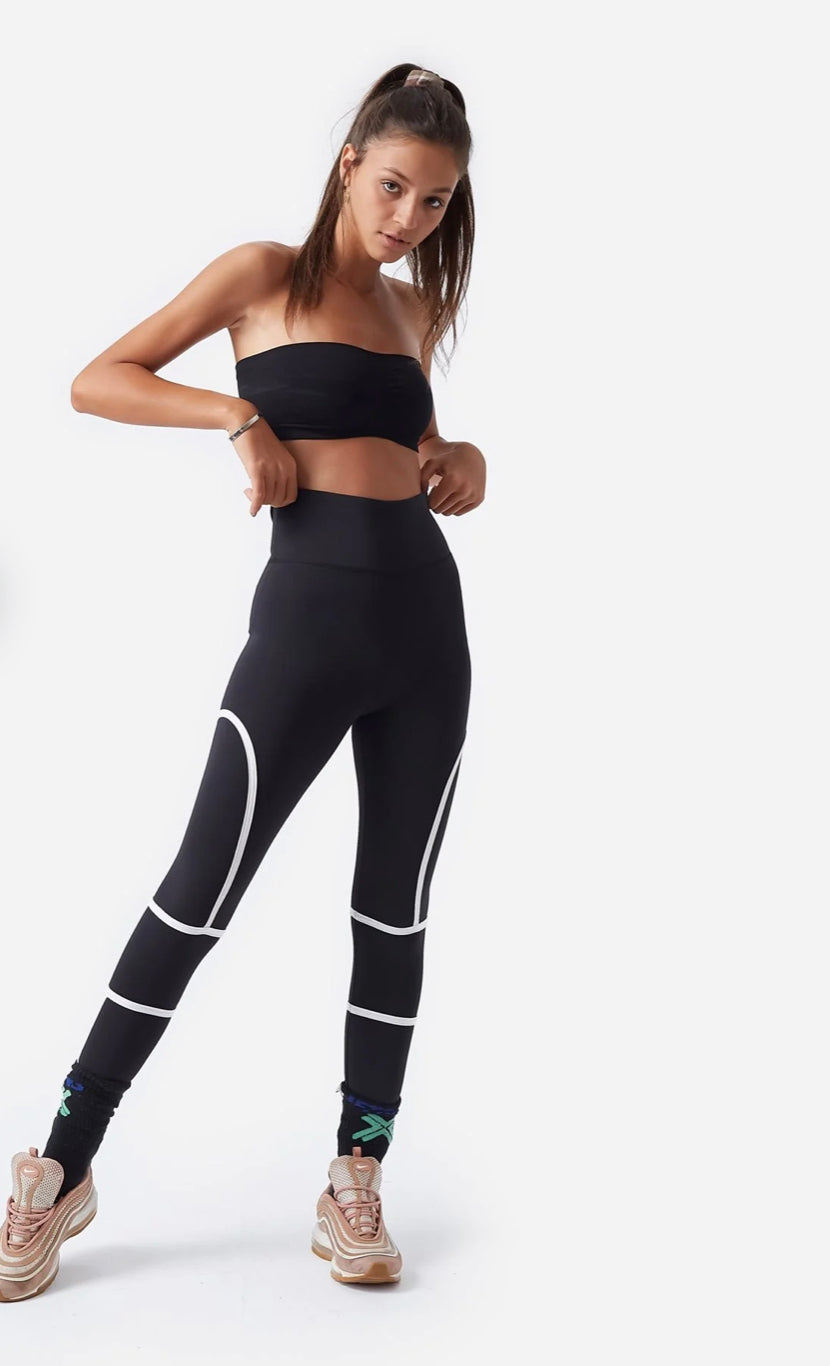 ACTIVE Solid- white